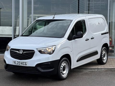 Vauxhall Combo L1H1 2300 PRIME S/S 3