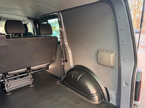 Volkswagen Transporter T32 TDI KOMBI HIGHLINE 4MOTION 54