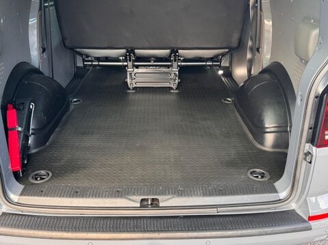 Volkswagen Transporter T32 TDI KOMBI HIGHLINE 4MOTION 58