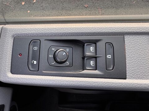 Volkswagen Transporter T32 TDI KOMBI HIGHLINE 4MOTION 33