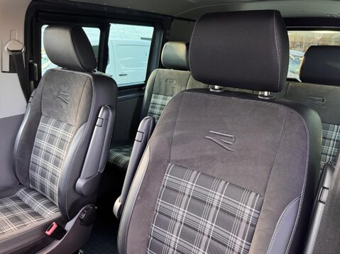 Volkswagen Transporter T32 TDI KOMBI HIGHLINE 4MOTION 68