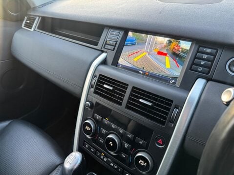 Land Rover Discovery Sport TD4 HSE 15