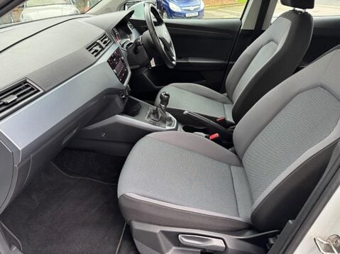 SEAT Arona TSI SE TECHNOLOGY 28