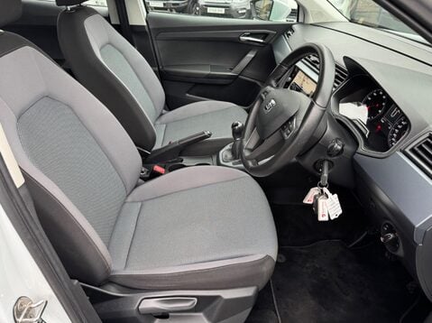 SEAT Arona TSI SE TECHNOLOGY 11