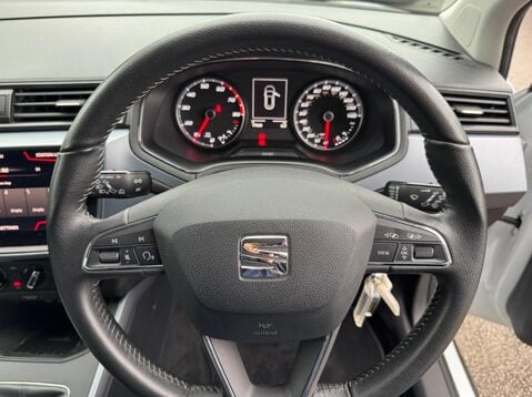 SEAT Arona TSI SE TECHNOLOGY 20