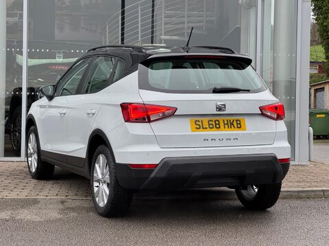 SEAT Arona TSI SE TECHNOLOGY 6