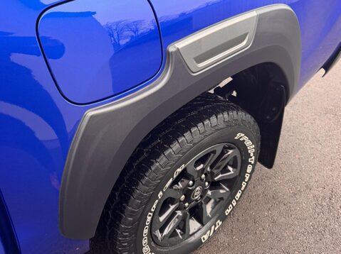 Toyota Hilux INVINCIBLE X 4WD D-4D DCB 83