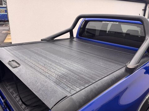 Toyota Hilux INVINCIBLE X 4WD D-4D DCB 84