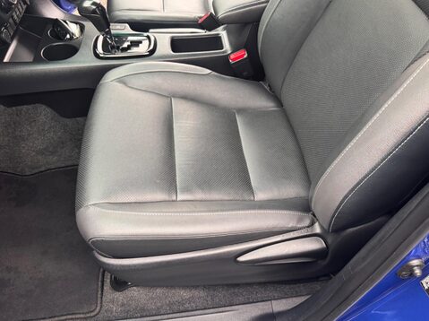 Toyota Hilux INVINCIBLE X 4WD D-4D DCB 55