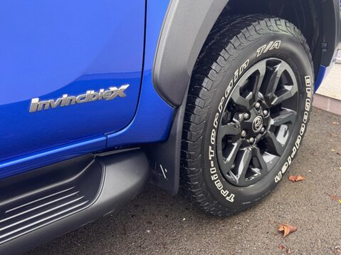 Toyota Hilux INVINCIBLE X 4WD D-4D DCB 48