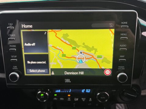 Toyota Hilux INVINCIBLE X 4WD D-4D DCB 60