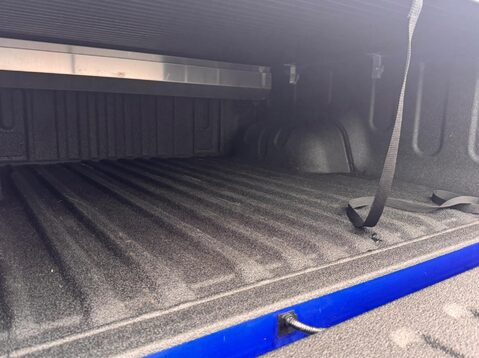 Toyota Hilux INVINCIBLE X 4WD D-4D DCB 66