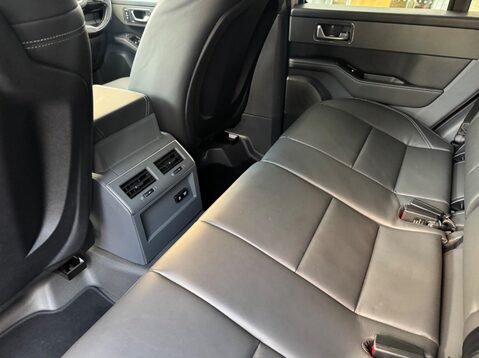 Ineos Grenadier 1924 39