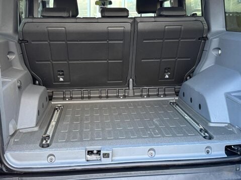 Ineos Grenadier FIELDMASTER EDITION 10