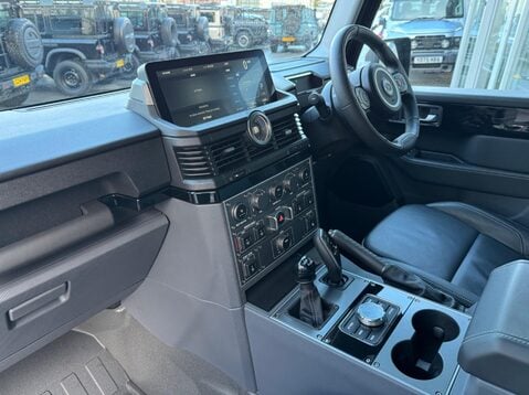 Ineos Grenadier FIELDMASTER EDITION 33