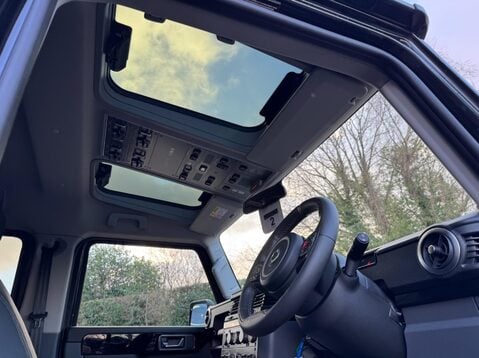 Ineos Grenadier FIELDMASTER EDITION 30