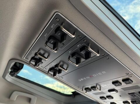 Ineos Grenadier TRIALMASTER EDITION 33