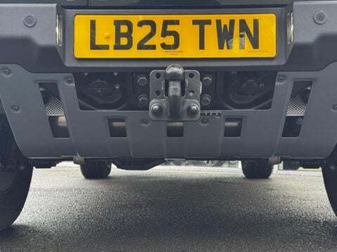 Ineos Grenadier FIELDMASTER EDITION 23