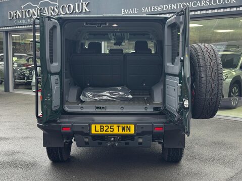 Ineos Grenadier FIELDMASTER EDITION 25