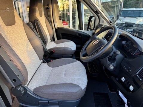 Auto-Trail V-Line 635 35 C/C MULTIJET II 13