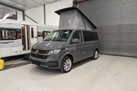 Volkswagen Bespoke VW Camper Highline T28 110 SWB 2024 Bespoke VW Startline T6.1 110hp Manual 1