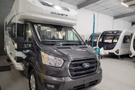 Swift Voyager 485 Swift Voyager 485 Automatic 7