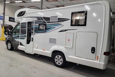 Swift Voyager 485 Swift Voyager 485 Automatic 4