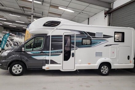 Swift Voyager 485 Swift Voyager 485 Automatic 5