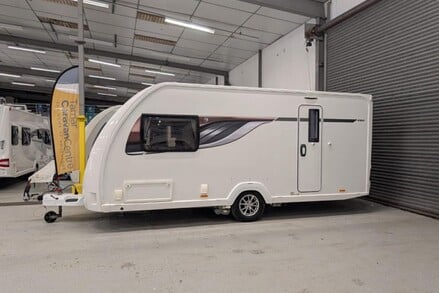 Swift Challenger 480 2019 Swift Challenger 480 4