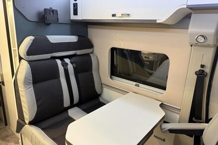 Pilote V600G 2023 Pilote V600G Premium Van Manual 10