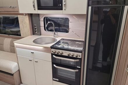 Swift Challenger 480 Swift Challenger Exclusive 480 2024 Model 11