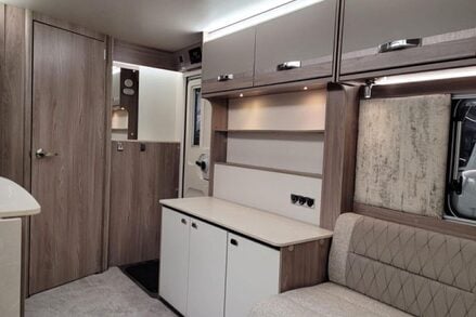 Swift Challenger 480 Swift Challenger Exclusive 480 2024 Model 10