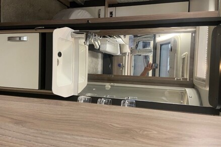 Swift Conqueror 560 2023 Swift Conqueror 560 model 16