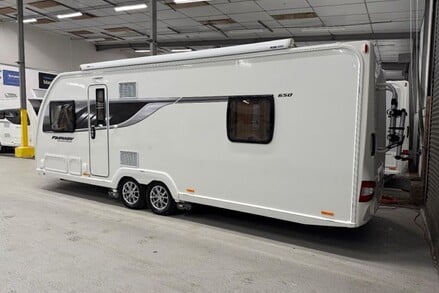 Swift Fairway 5