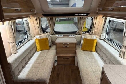Swift Fairway 11