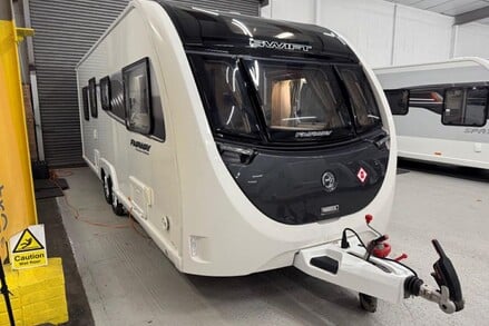 Swift Fairway 8