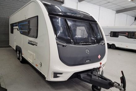 Swift Celebration 635 6 Berth Double Dinette 3