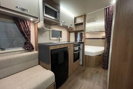 Swift Coastline 4 Berth Small Family Caravan 10