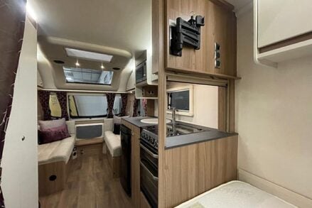 Swift Coastline 4 Berth Small Family Caravan 17