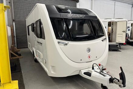 Swift Coastline 2019 Swift Coastline A4 Based on Sprite Alpine 4 7