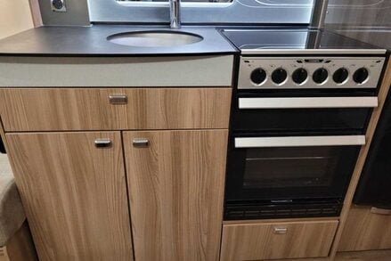 Swift Conqueror 2018 Swift Conqueror 480 12