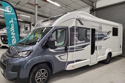 Swift Escape 694 2026 Swift Escape 694 Auto 1