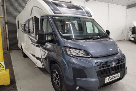 Swift Escape 694 2026 Swift Escape 694 Auto 9