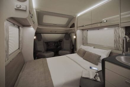 Swift Escape 694 Swift Escape 694 13