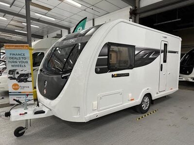 Swift Mayflower 480 2 Berth Delaer Special Alpine 2 Layout