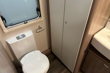 Swift Mayflower 480 2 Berth Delaer Special Alpine 2 Layout 10