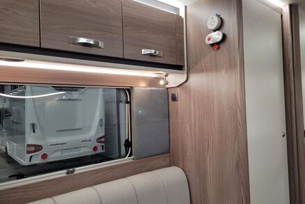 Swift Challenger NEW 2026 Swift Challenger 390 9