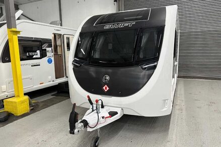 Swift Mayflower 510 3