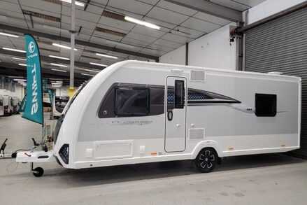 Swift Challenger 560 NEW Challenger 560 4