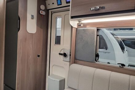 Swift Challenger 560 NEW Challenger 560 10